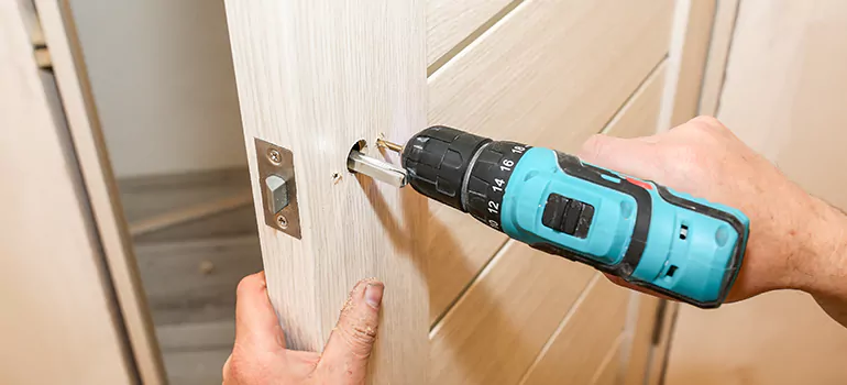 Old Door Knob Repair in Saratoga, CA